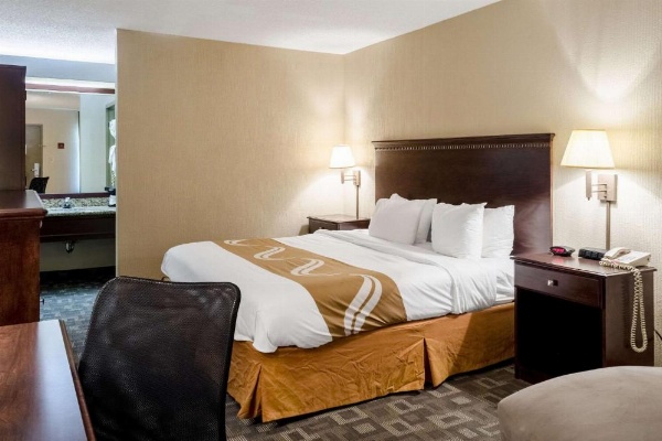 Quality Inn Moss Point image 12