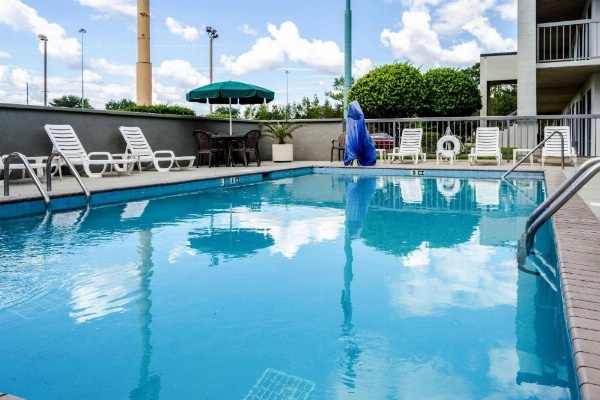 Quality Inn Moss Point image 16