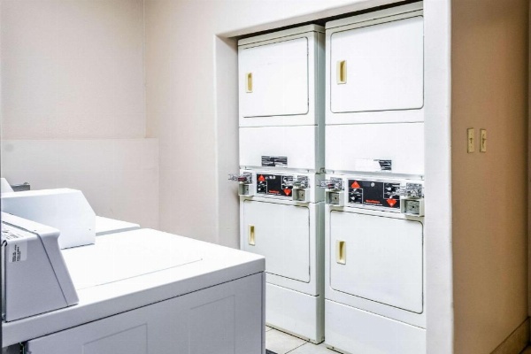 Quality Inn Moss Point image 20
