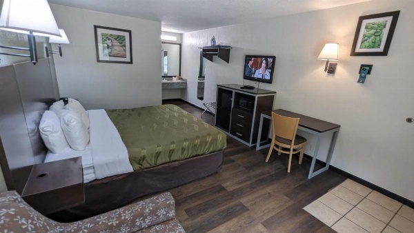 Quality Inn Moss Point image 21