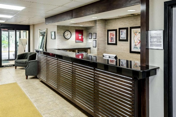 Quality Inn Moss Point image 5