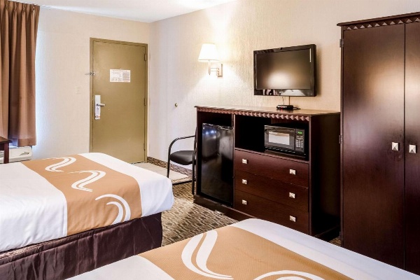 Quality Inn Moss Point image 7